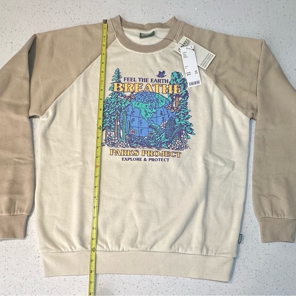 NWT Parks Project unisex crewneck sweatshirt Feel The Earth Breathe in S - Picture 8 of 16